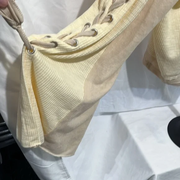 POL Yellow Lace-Up Sleeve Blouse - Picture 4 of 5